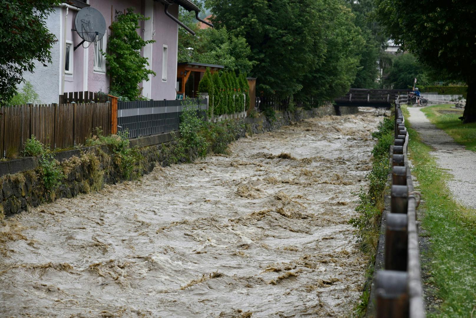 Überflutungen nach Unwettern im Bezirk Tamsweg.