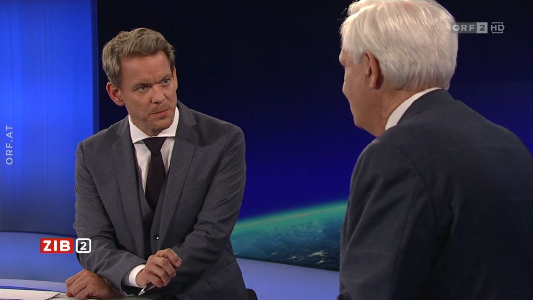 IHS-Direktor Klaus Neusser zu Gast in der ZIB2 mit Martin Thür am 30. Juni 2022.