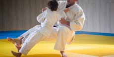Judo-Trainer foltert Bub (7) vor allen Schülern zu Tode