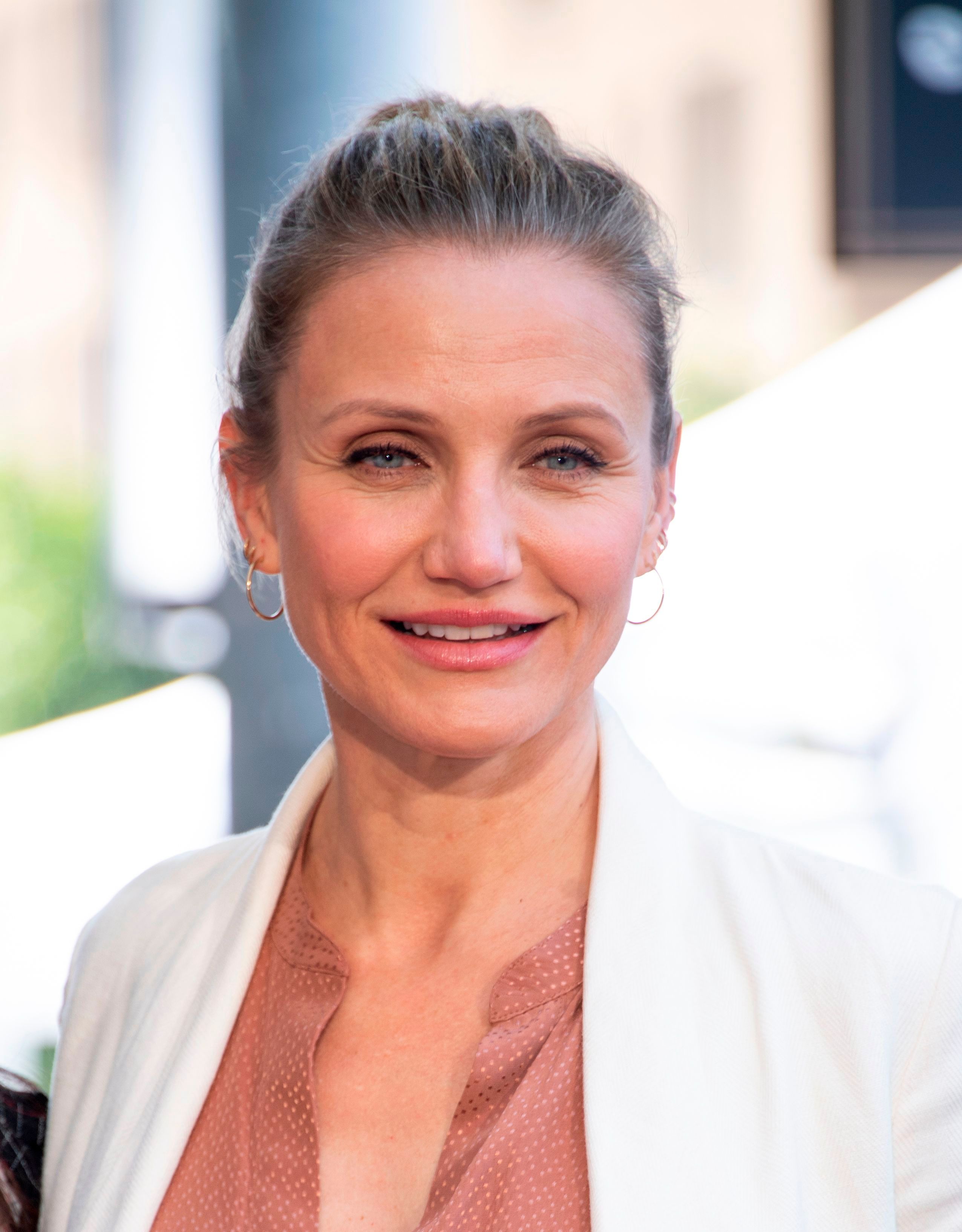 Download von www.picturedesk.com am 30.06.2022 (12:50).  Actress Cameron Diaz attends Lucy Liu's Walk of Fame ceremony in Hollywood on May 1, 2019. - Lucy Liu's star is the 2,662nd star on the Hollywood Walk Of Fame in the Category of Television. (Photo by VALERIE MACON / AFP) - 20190501_PD7995 - Rechteinfo: Rights Managed (RM) Nur für redaktionelle Nutzung! Werbliche Nutzung erfordert Freigabe: bitte schicken Sie uns eine Anfrage.