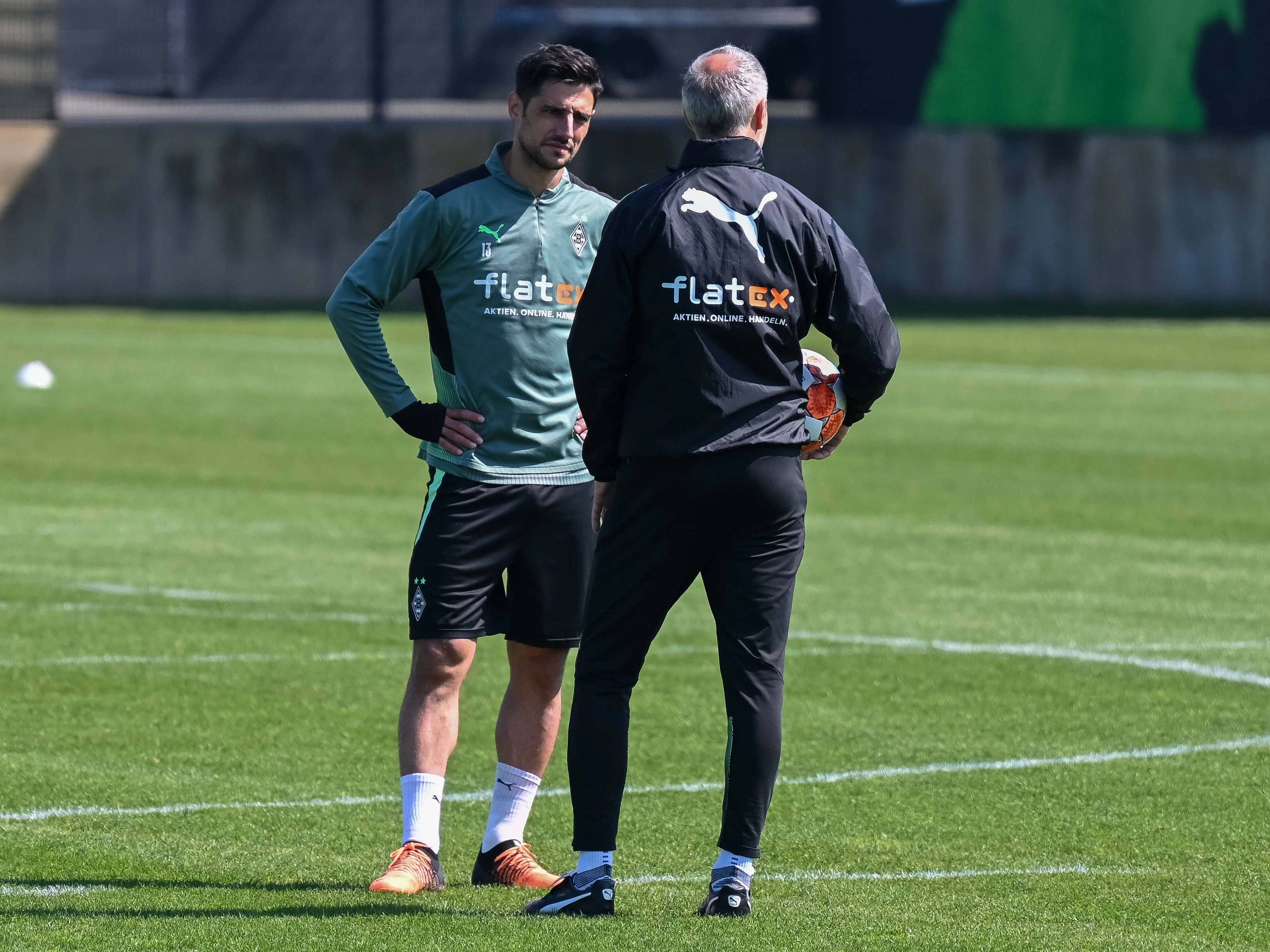 Kapitän Lars Stindl spricht über Probleme mit Ex-Coach Adi Hütter. 