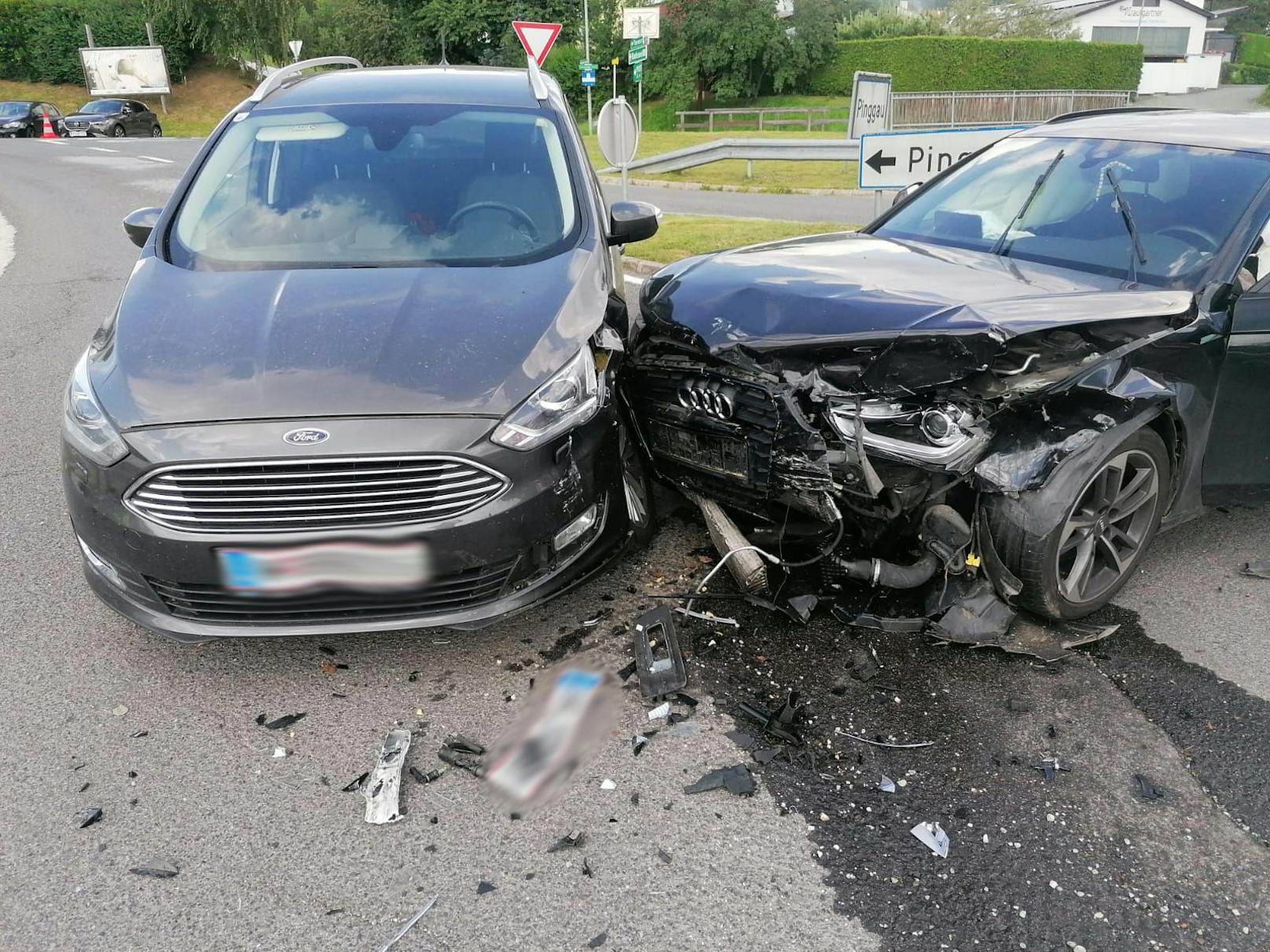 Im Raum Pinggau wurden bei drei Unfällen insgesamt sieben Personen teilweise schwer verletzt.