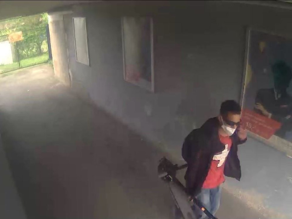 Dieser Mann wird gesucht.