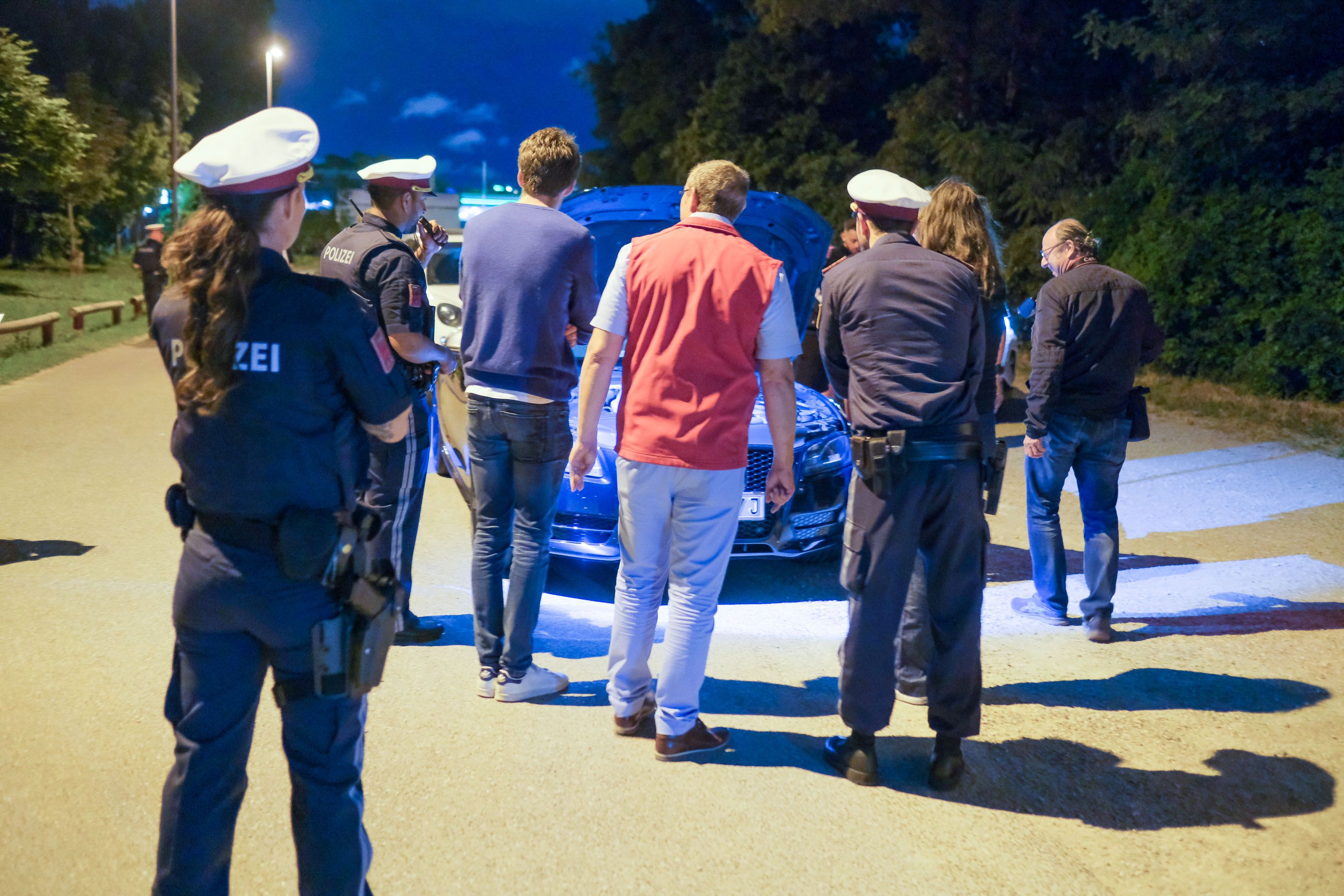 Im Zuge einer Schwerpunktaktion der Landesverkehrsabteilung Wien, Fachbereich Geschwindigkeitsüberwachung, wurden drei Pkw-Lenker auf der Triester Straße stadteinwärts mit stark überhöhter Geschwindigkeit gemessen. (Symbolfoto)