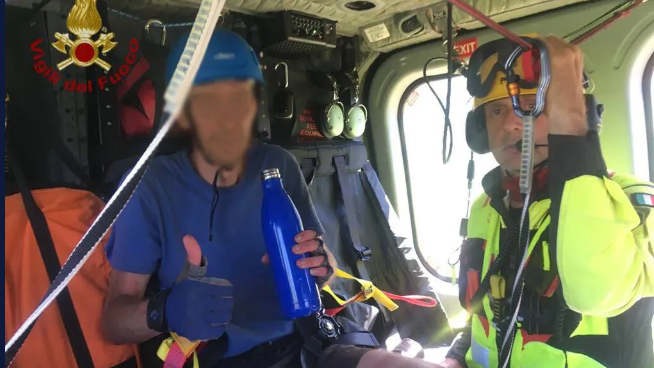 Der Mann zog sich wie durch ein Wunder nur leichte Verletzungen zu.