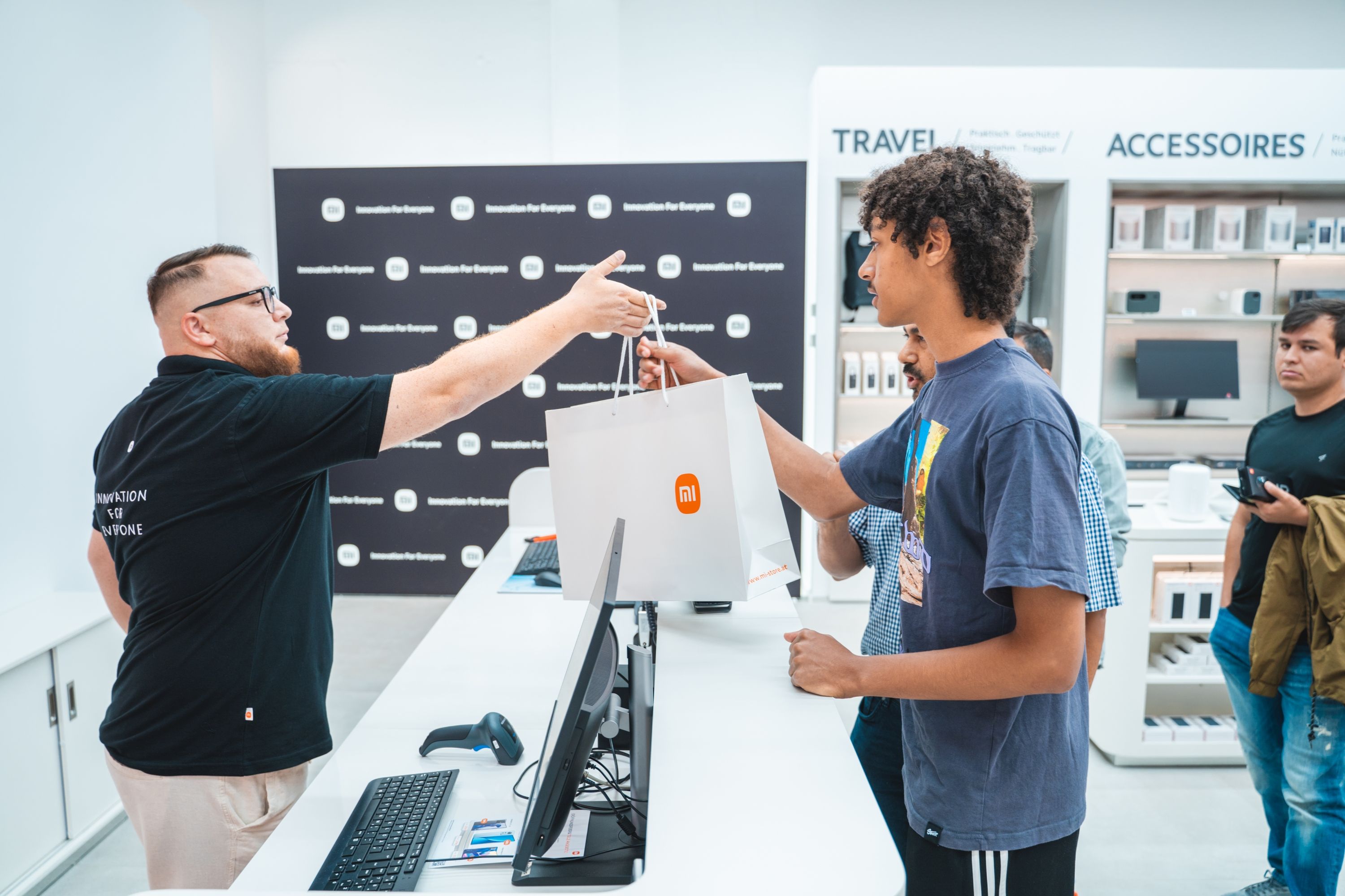 Ein Rabatt von bis zu 60 Prozent lockte die Kunden an.