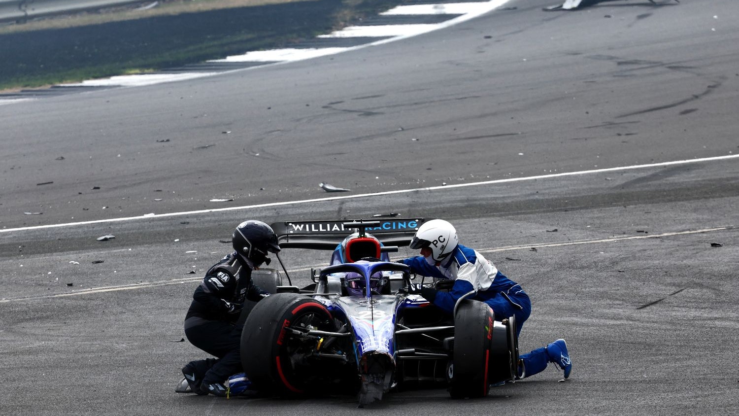 Alexander Albon musste in Silverstone heftige Einschläge einstecken.