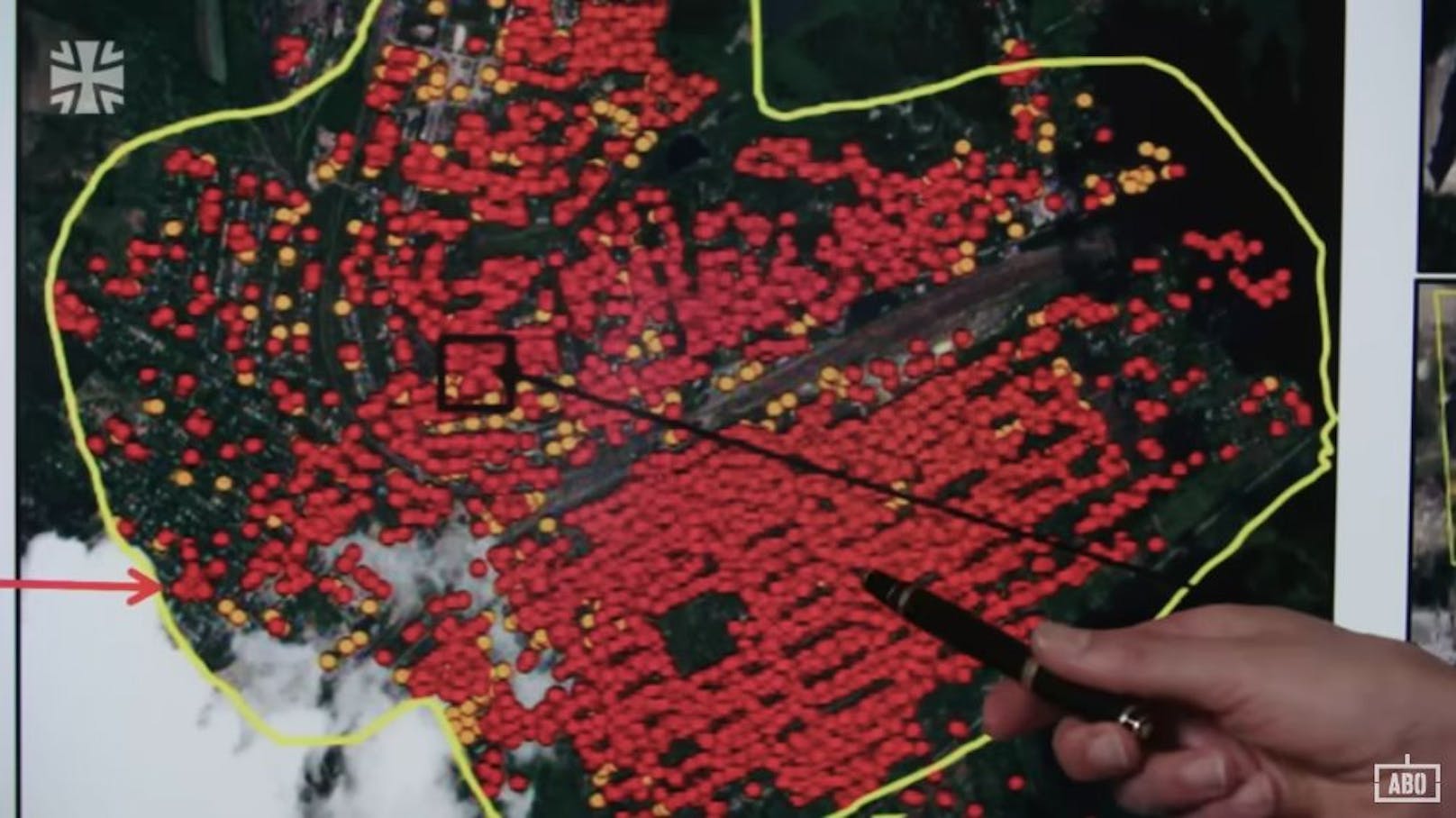 "Die roten Punkte, die Sie sehen, sind zerstörte Wohngebäude", beschreibt Freuding dabei auch diese beklemmende Karte der Stadt <a target="_blank" data-li-document-ref="100195575" href="https://www.heute.at/g/russische-armee-soll-phosphorbomben-eingesetzt-haben-100195575">Popasna</a>.