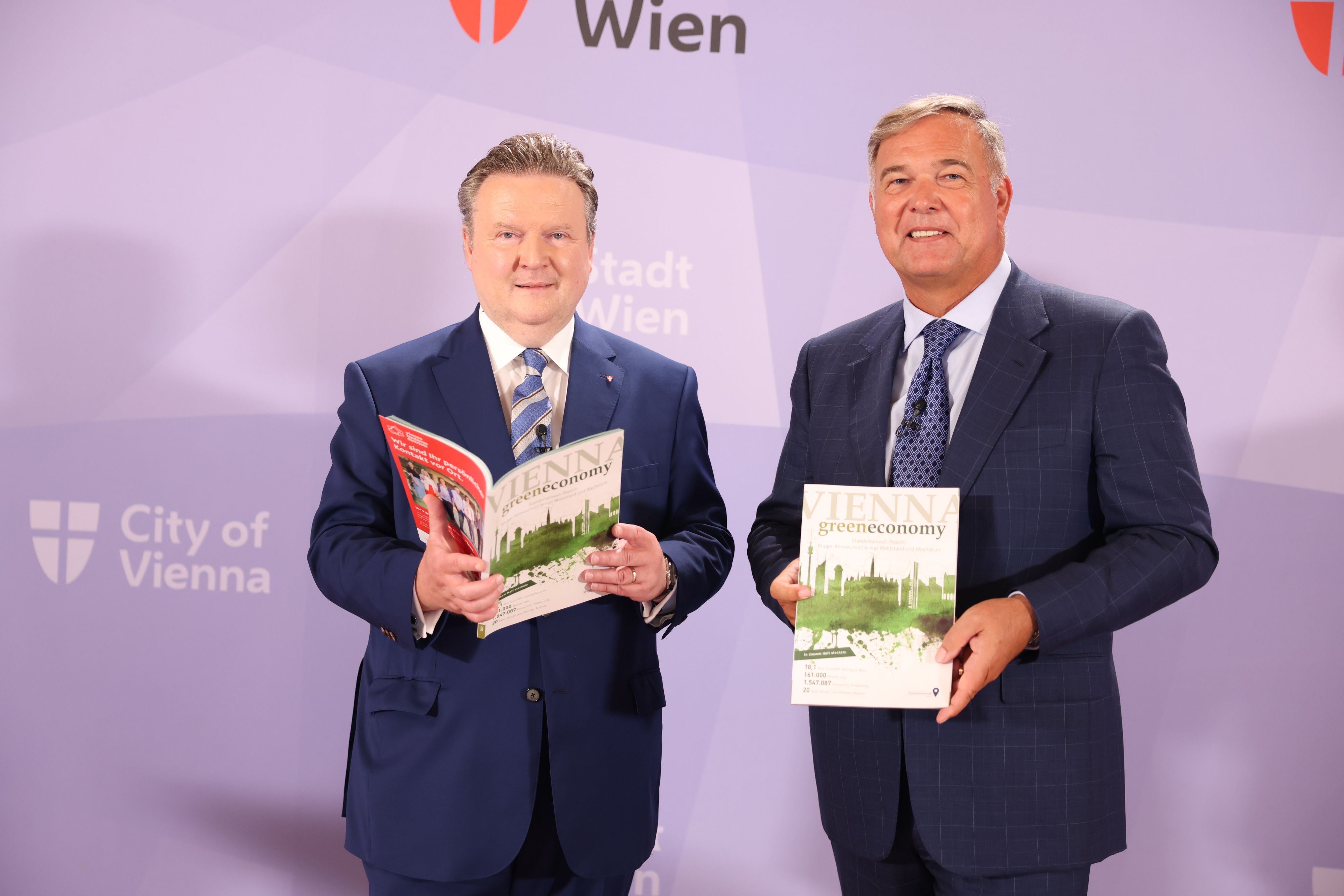 Michael Ludwig (SPÖ) und Wirtschaftskammer-Präsident Walter Ruck präsentieren den 