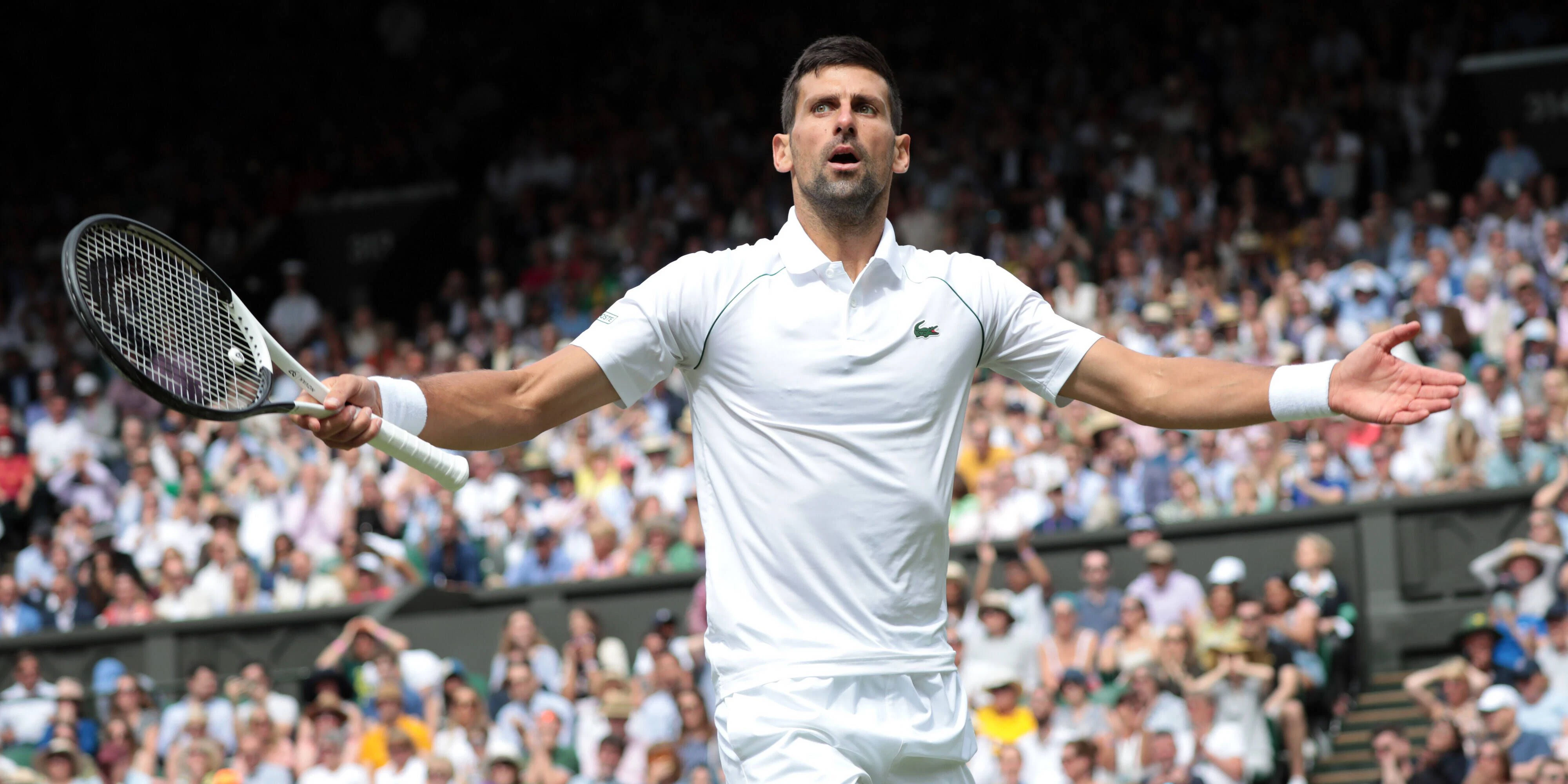 Novak Djokovic lässt sich feiern