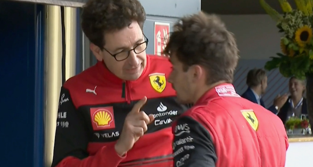 Mattia Binotto und Charles Leclerc