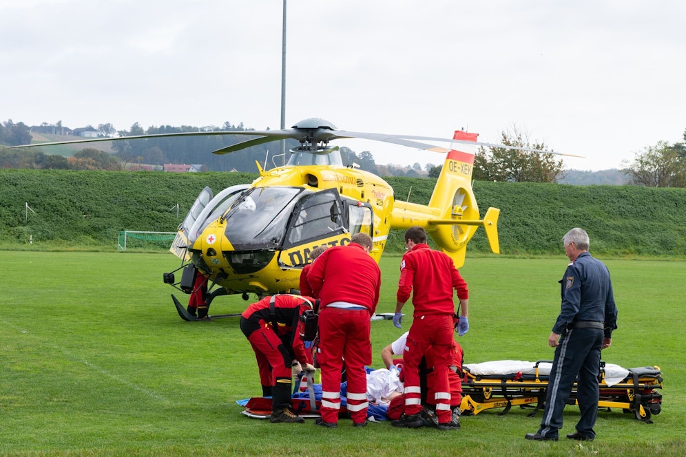 Erst nach 40 Minuten kam ein Notarzt-Heli (Symbolbild).