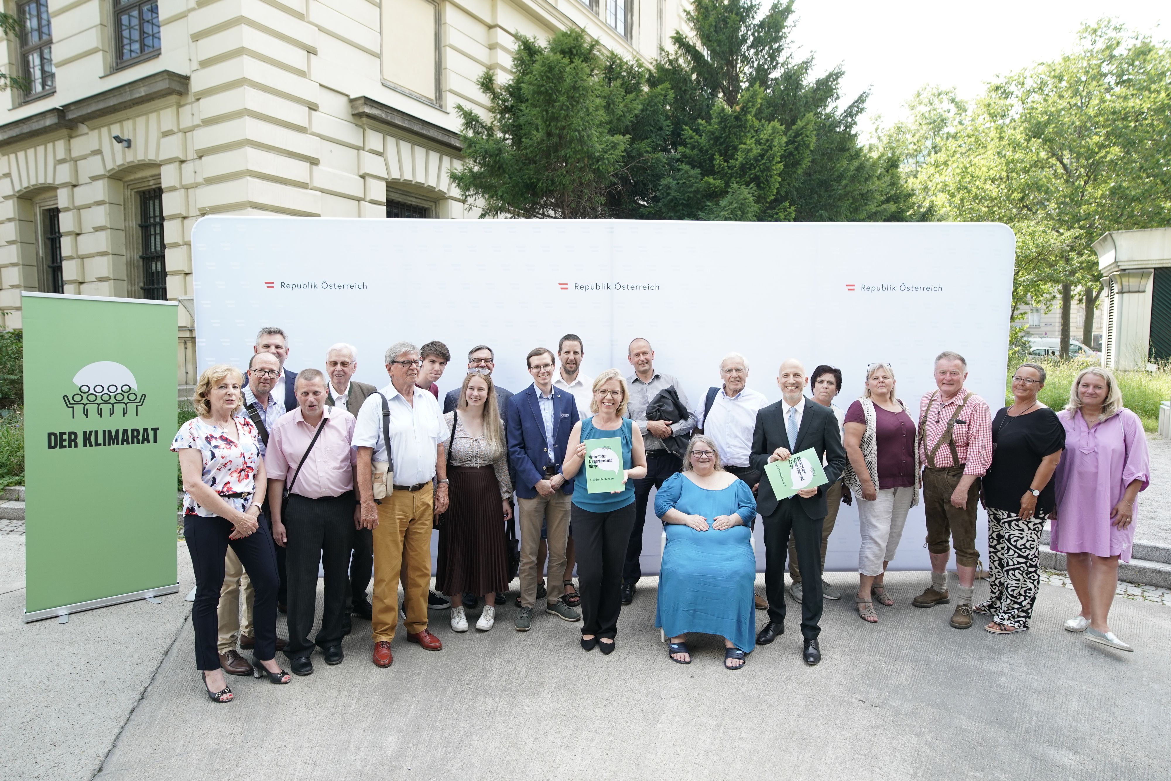 Gewessler und Kocher mit dem Klimarat-Bericht