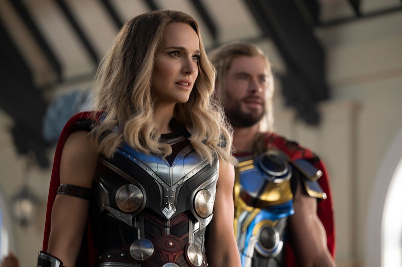 ...spielt Natalie Portman als Thors Exfreundin Jane mit.