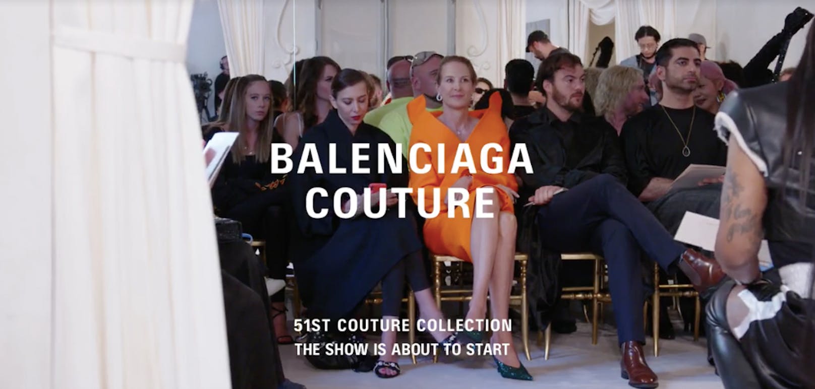 Fast 15 Minuten Wartezeit bei Balenciaga raubte vielen Gästen die Nerven, nur "Heute"-Chefin Eva Dichand ließ sich nichts anmerken.