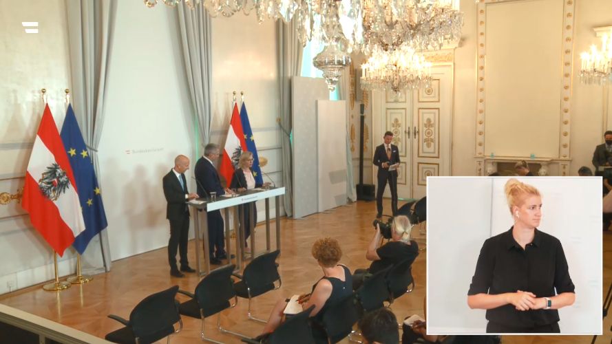 Pressefoyer nach dem Ministerrat am 6. Juli 2022.