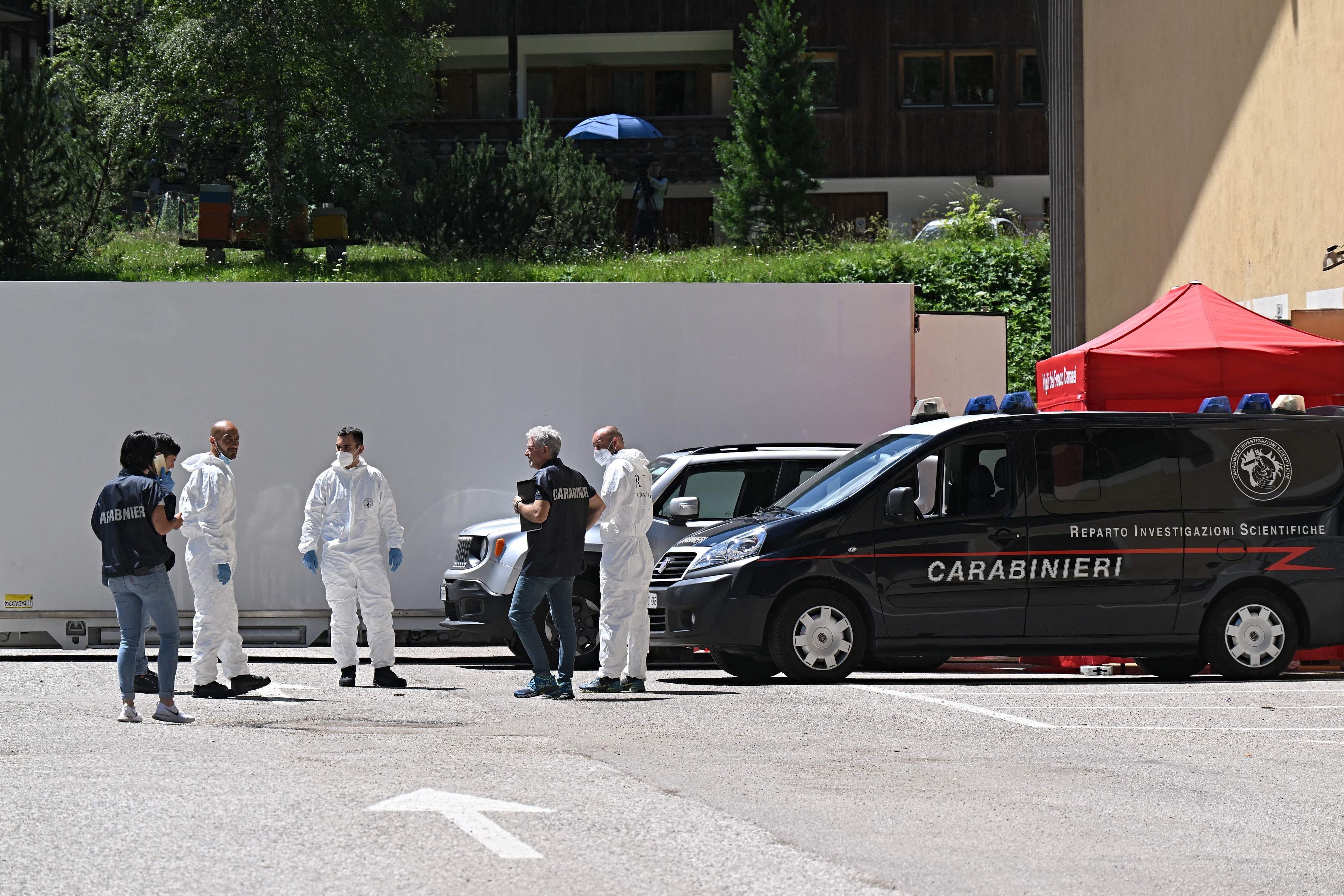 Ein Gletschersturz in den Dolomiten kostete zehn Menschen das Leben, zwei Personen gelten noch als vermisst.