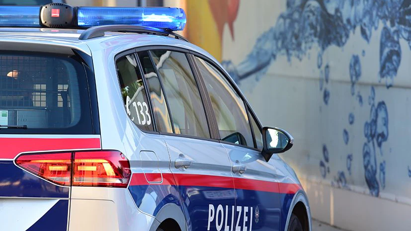 Download von www.picturedesk.com am 07.07.2022 (09:54).  11.05.2020, AUT, Fototermin, Polizei, Themenbild, im Bild Polizeiwagen im Einsatz,  © 2020, PhotoCredit Johanna Schlosser - 20190526_PD18850 - Rechteinfo: Rights Managed (RM) Nur fÃ¼r redaktionelle Nutzung!