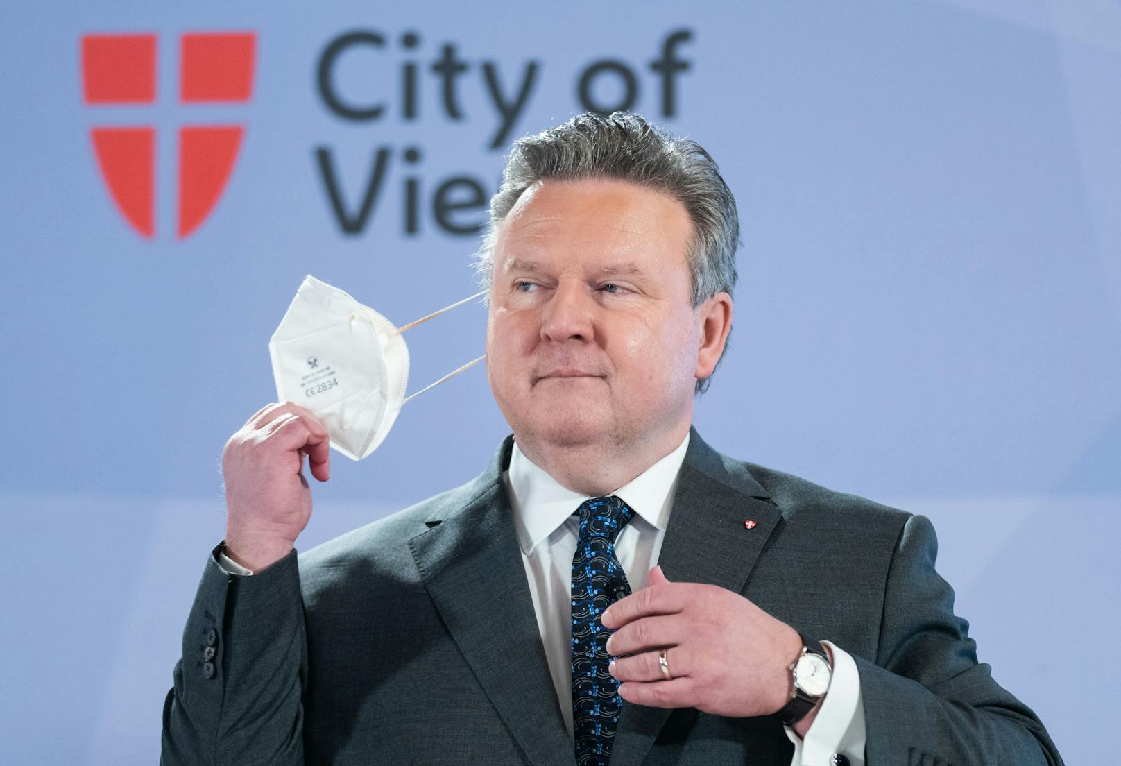 Bürgermeister Michael Ludwig (SPÖ) während einer PK zur aktuellen Corona-Situation in Wien.