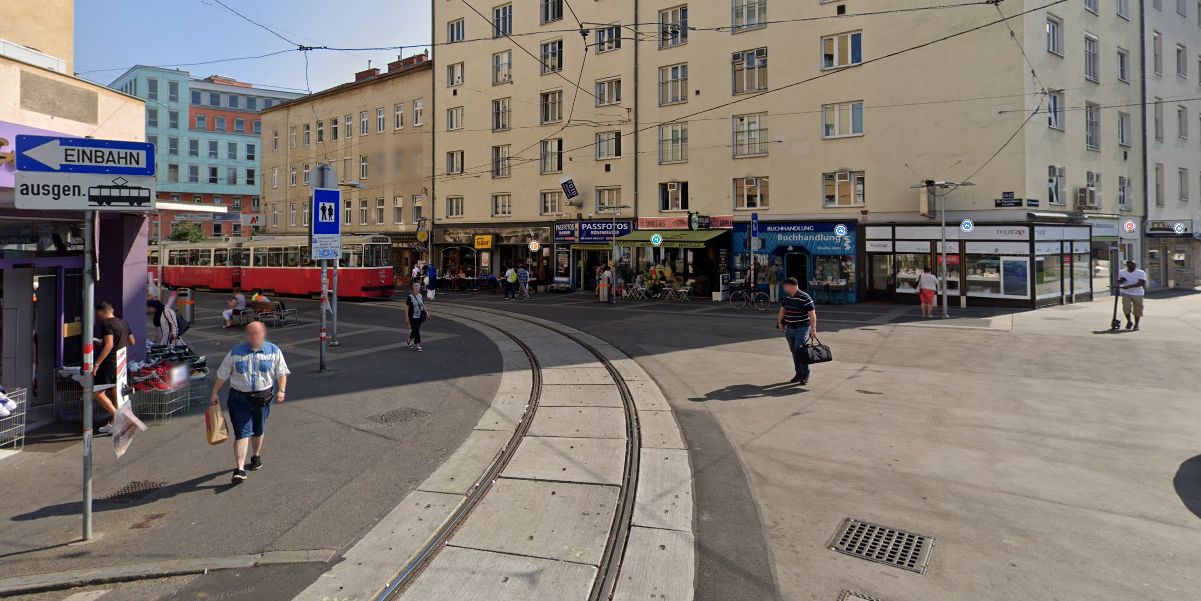 Polizisten hatten den Verdächtigen bei mutmaßlichen Drogendeals auf der Favoritenstraße beobachtet.