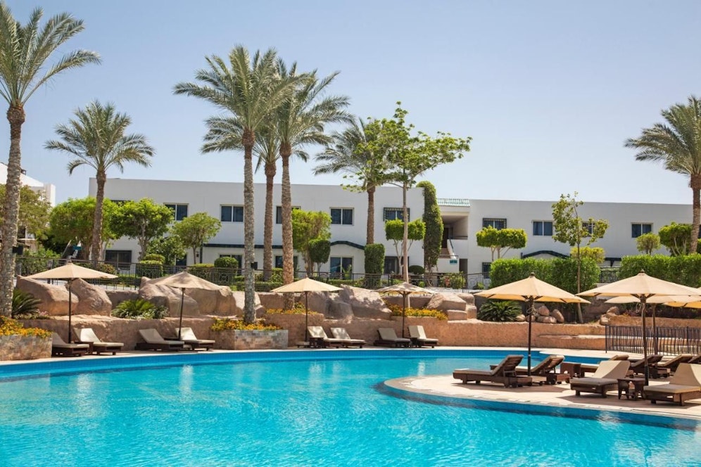 Die Mutter versichert, ausschließlich in diesem Luxusresort gegessen und Mineralwasser aus Flaschen getrunken zu haben.