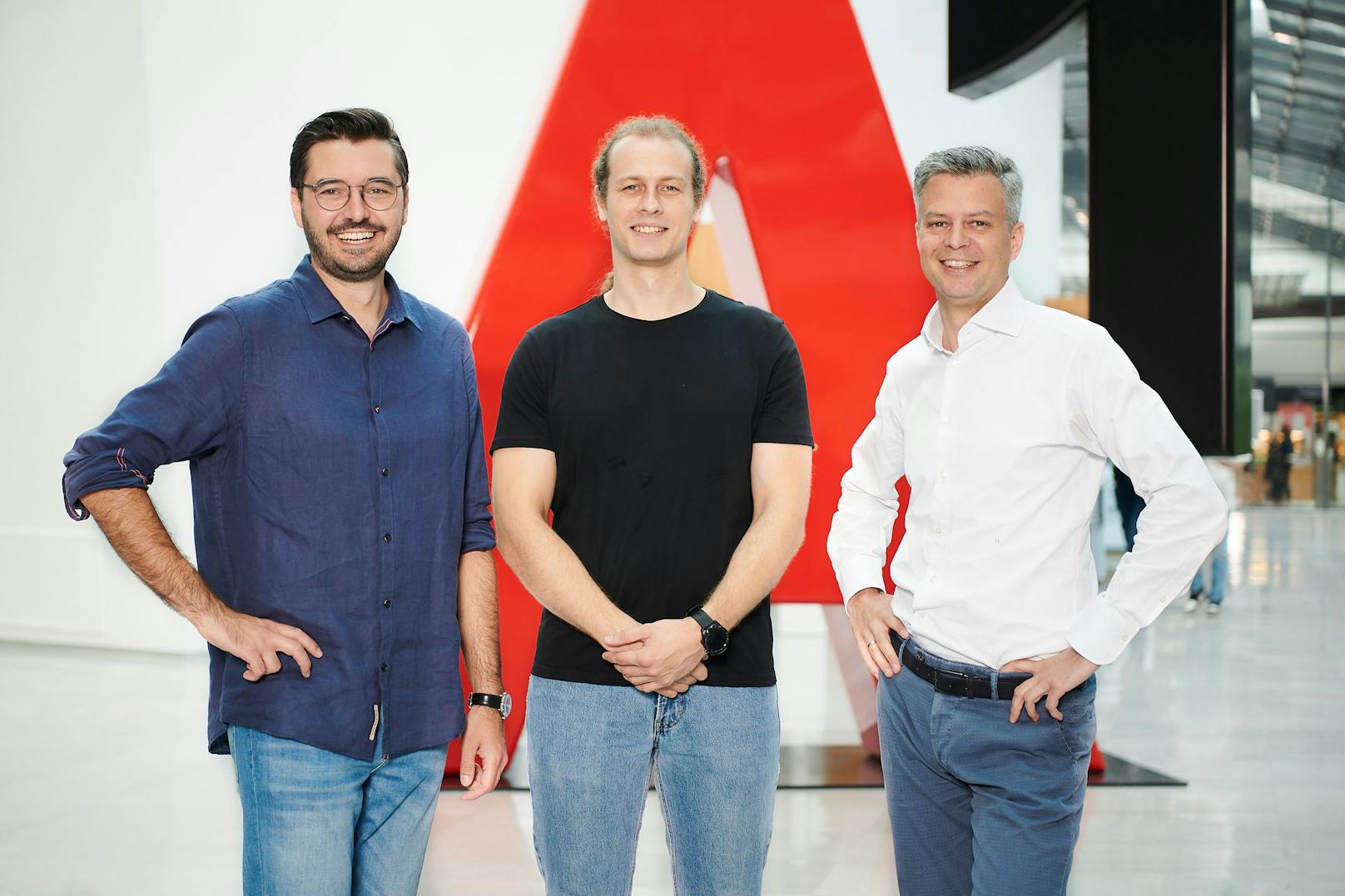Emir Causevic, Gründer und CEO Sleeve, Irmin Okic, Co-Gründer und CTO Sleeve, Thomas Arnoldner, CEO A1 Telekom Austria Group.
