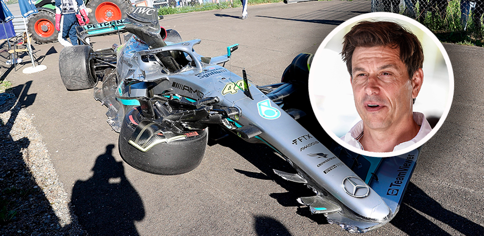 Toto Wolff spricht über die Unfälle seiner beiden Piloten. 