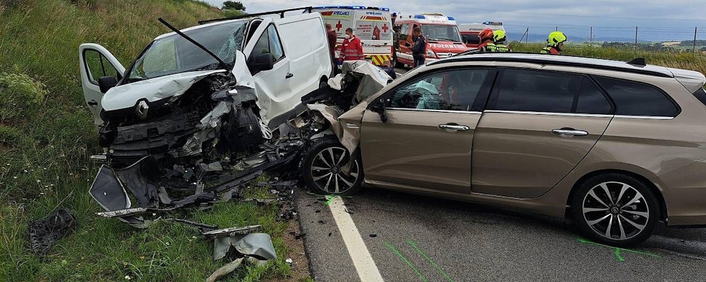 Ein Unfall forderte vier Verletzte.