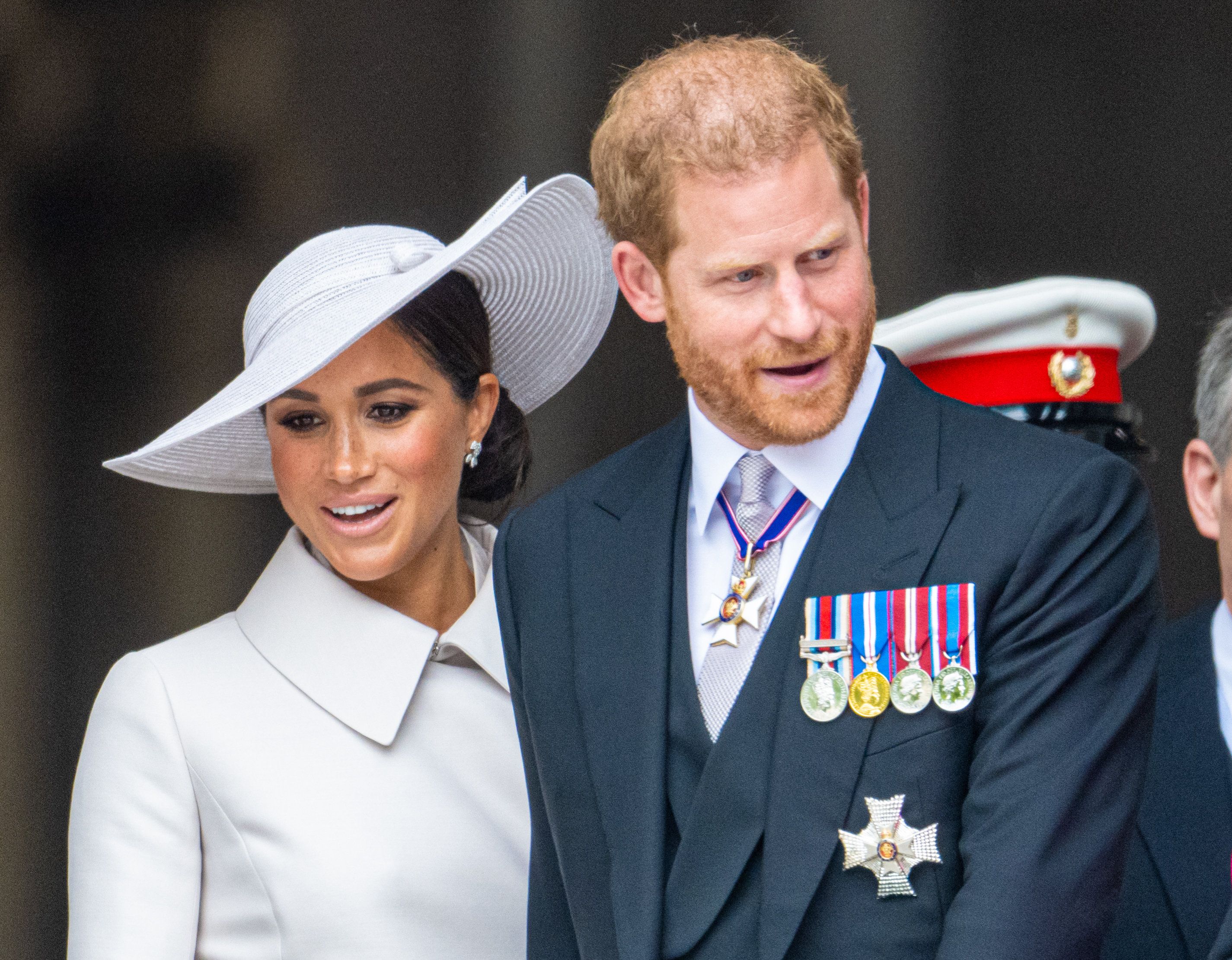 Download von www.picturedesk.com am 09.07.2022 (11:50).  ACT action_39069773 -- Prince Harry Duke of Sussex and Meghan Markle Duchess of Sussex attending the Service of Thanksgiving for the Queen, marking the monarch's 70 year Platinum Jubilee, at St PaulÄôs Cathedral in London Pictured: Prince Harry,Duke of Sussex,Meghan Markle,Duchess of Sussex.Ref: SPL5316037 030622 NON- .Picture by: SplashNews.com .World Rights, No Netherlands Rights. - 20220603_PD9692 - Rechteinfo: Rights Managed (RM)