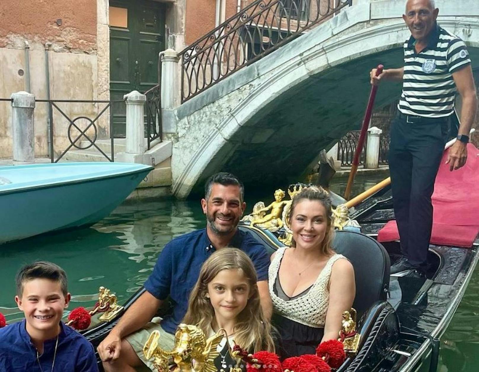 Alyssa Milano urlaubt gerade mit ihrer Familie in Venedig.