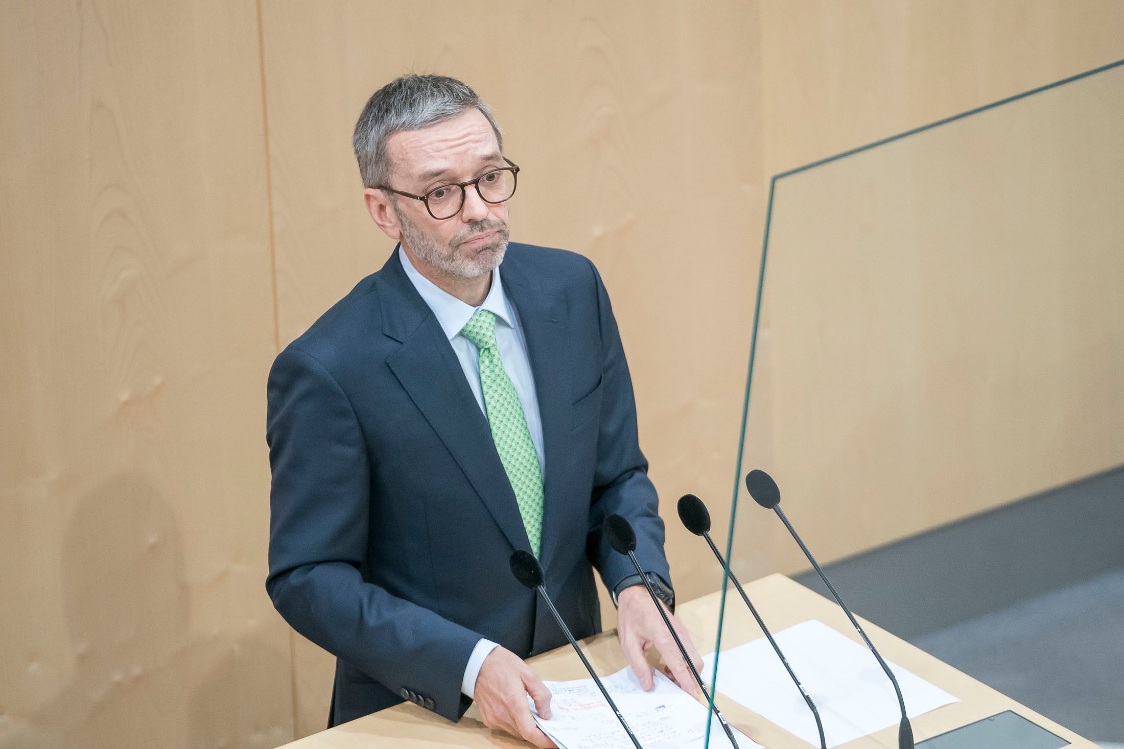 Nach kurzer Pause ist Herbert Kickl rechtzeitig zurück, um am Mittwoch den FPÖ-Kandidaten für die BP-Wahl bekannt zu geben.