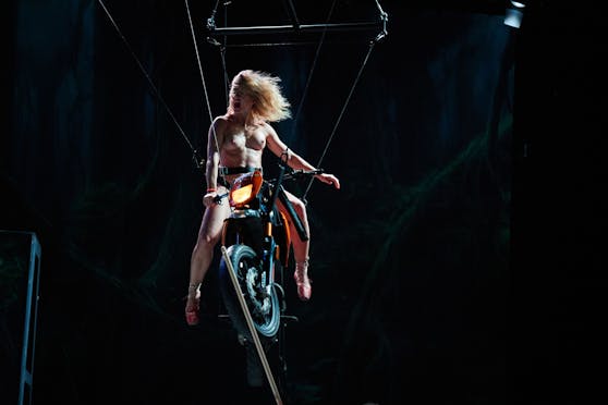 Florentina Holzinger TANZ. Eine sylphidische Träumerei in Stunts ist am 31. Juli im Volkstheater zu sehen.