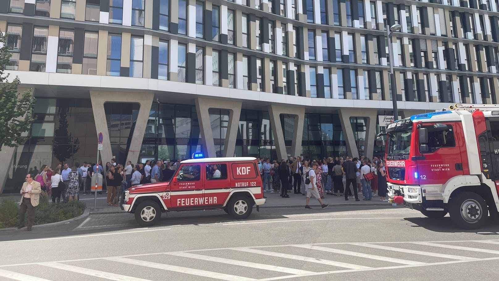 Zum Glück war es falscher Alarm. Der Einsatz war schnell wieder beendet. 