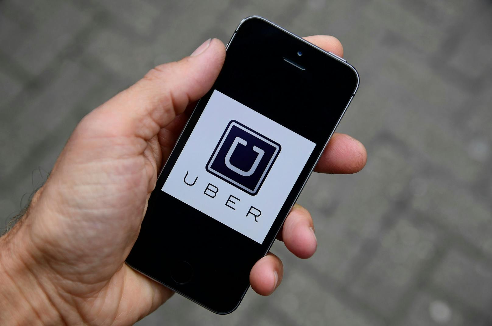 Kommt immer mehr unter Druck: der Taxi-Rivale Uber. (Archivbild)