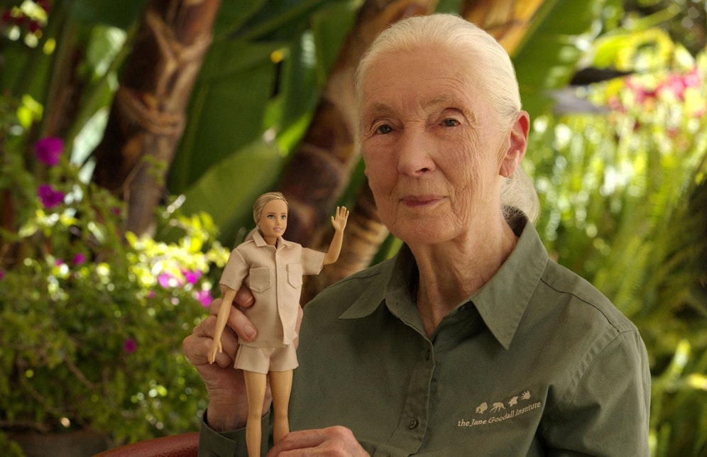 Die Jane Goodall Barbie wird um rund 35 Euro erhältlich sein.