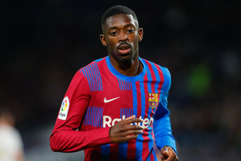 Ousmane Dembele bleibt nun doch bei Barcelona. 