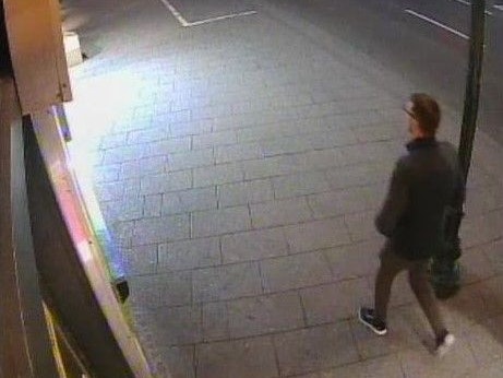 Der Mann soll im Mai 3.500 Euro aus einem Geschäft gestohlen haben.