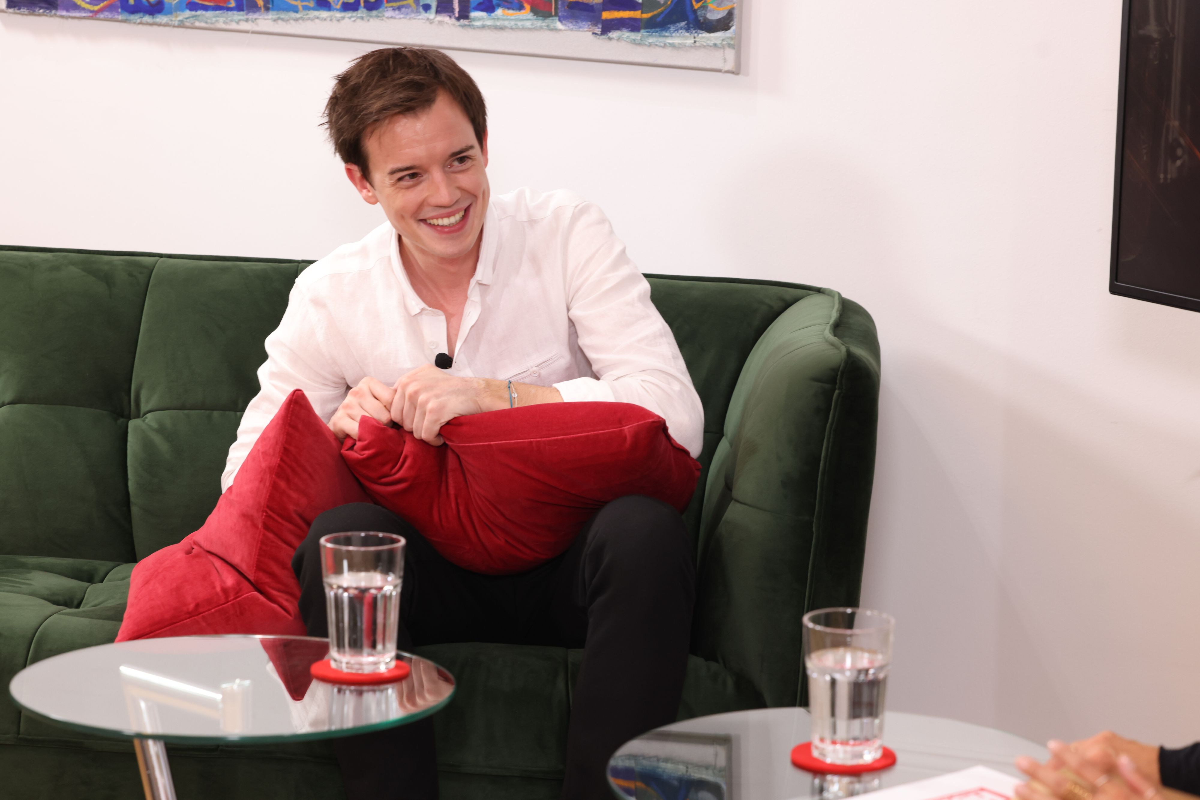 Philipp Hansa tritt am Sonntag mit Gabi Hiller und Paul Pizzera in der Staatsoper auf