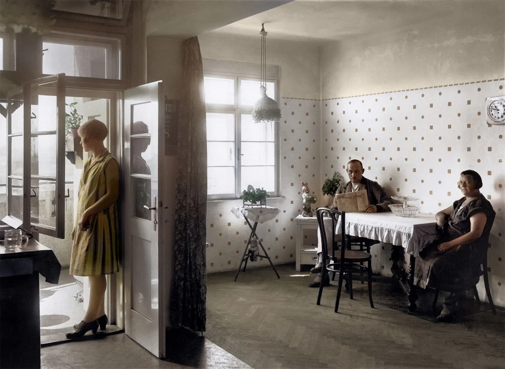 Interieur in einem  Wohnhausbau der Gemeinde Wien, 1928.