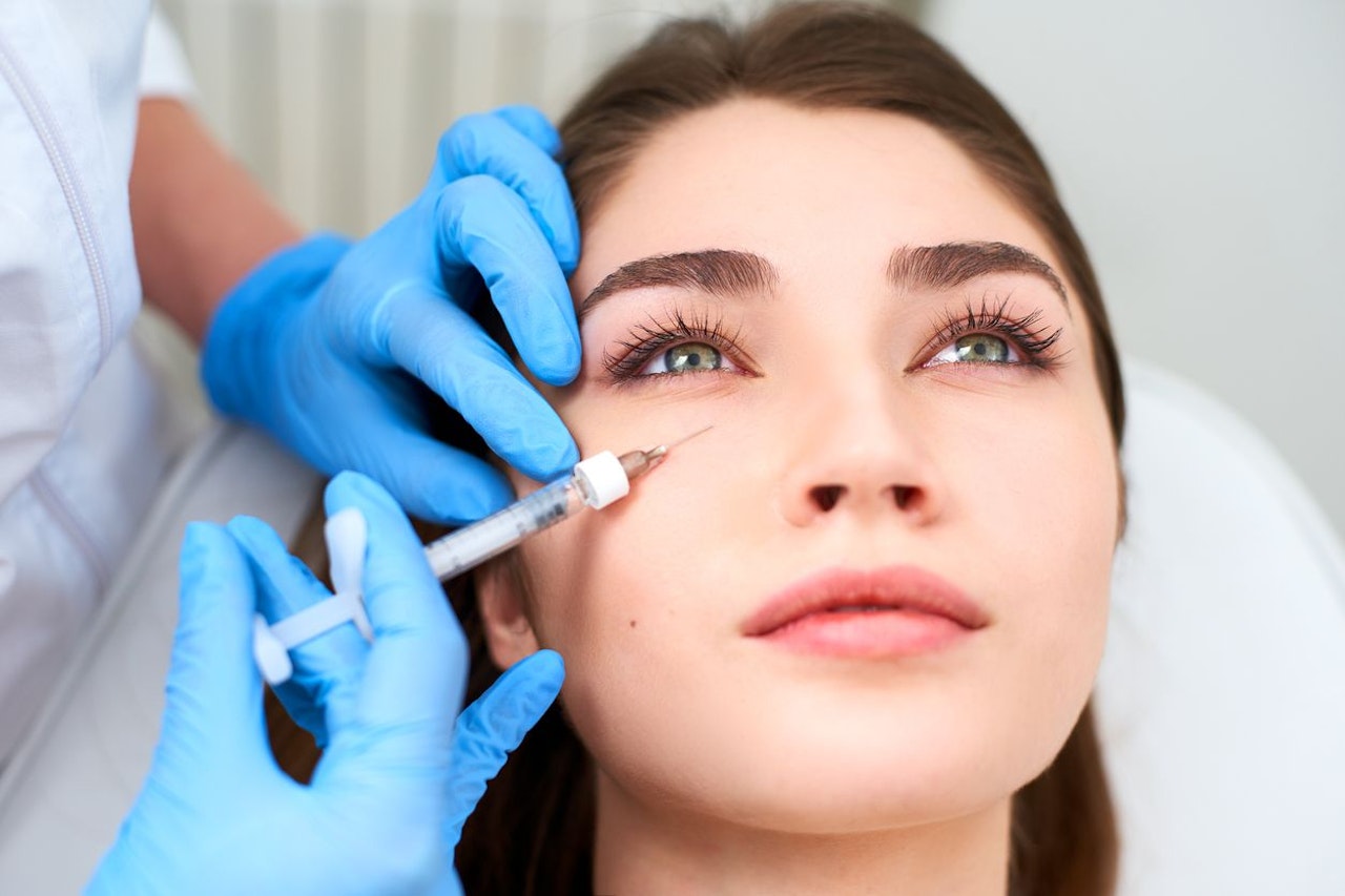Heute.at - Augenringe adé - nun gibt es auch permanente Concealer