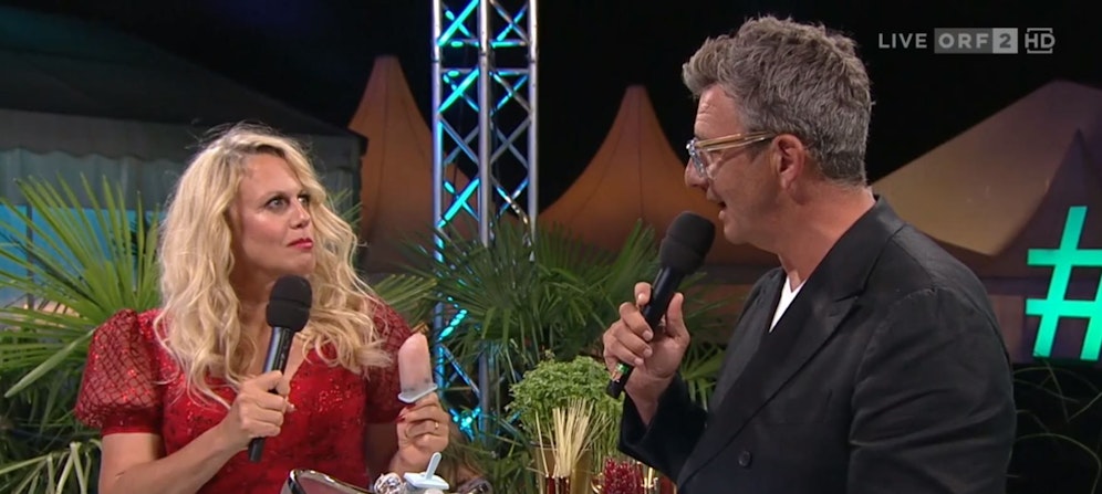 Hans Sigl hat es faustdick hinter den Ohren.