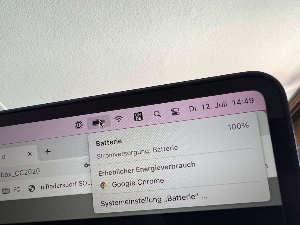 14.49 Uhr: Die Batterie ist vollständig geladen. Wie sieht es wohl in 24 Stunden aus?