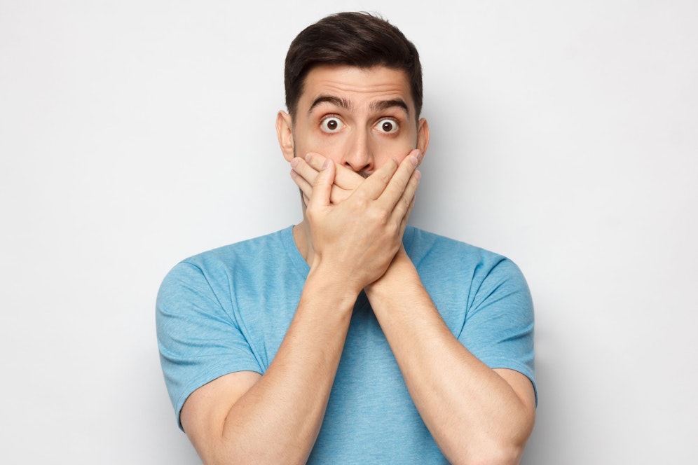 Ausgerechnet im Gesicht könnte sich laut einer aktuellen Fallstudie ein ersten Anzeichen für Affenpocken bemerkbar machen.