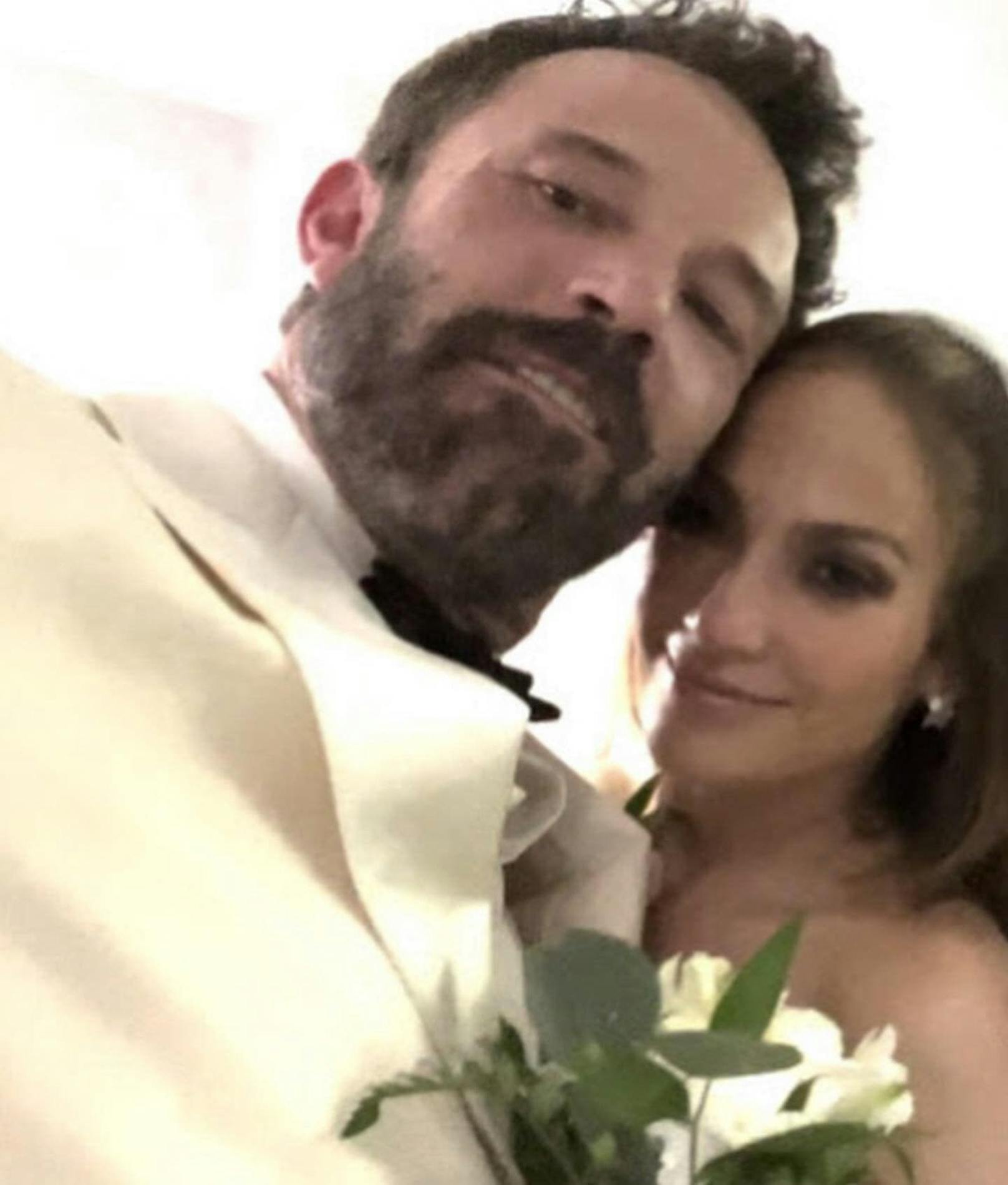 Sie sehen so glücklich aus: Jennifer Lopez und Ben Affleck haben am 16. Juli 2022 in Las Vegas geheiratet.