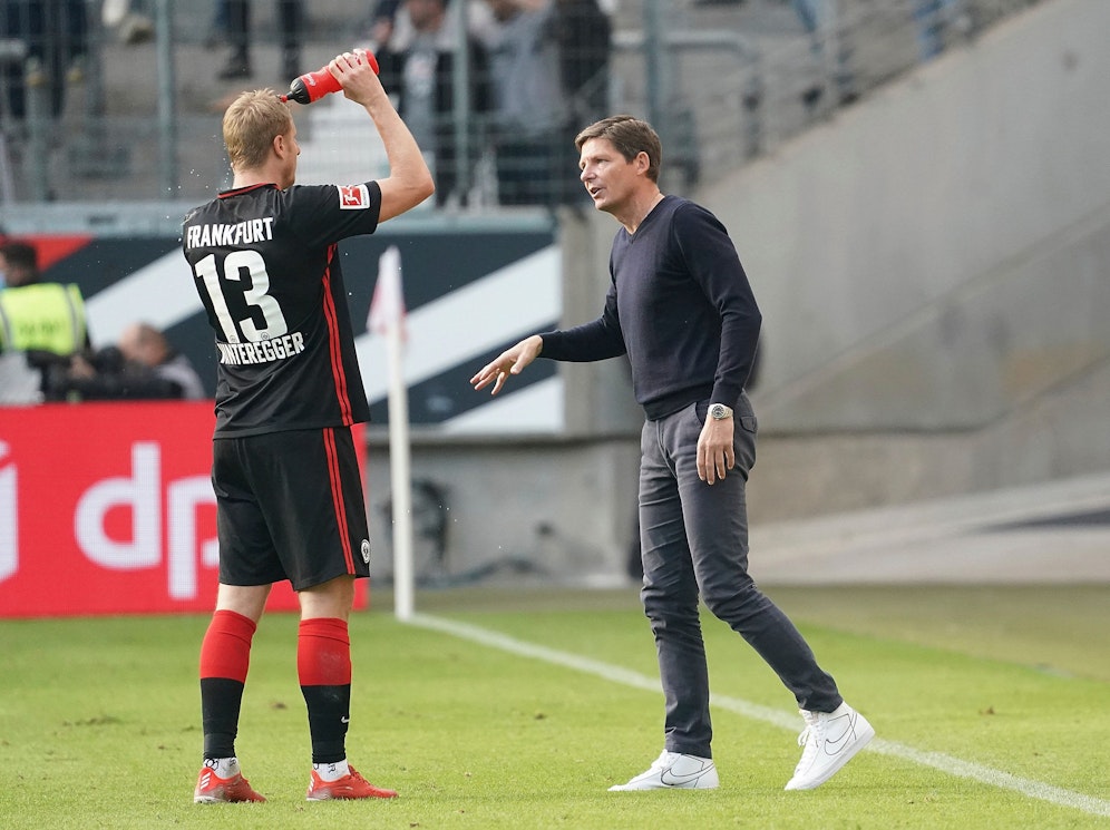 Oliver Glasner spricht über das Karriereende von Martin Hinteregger. 