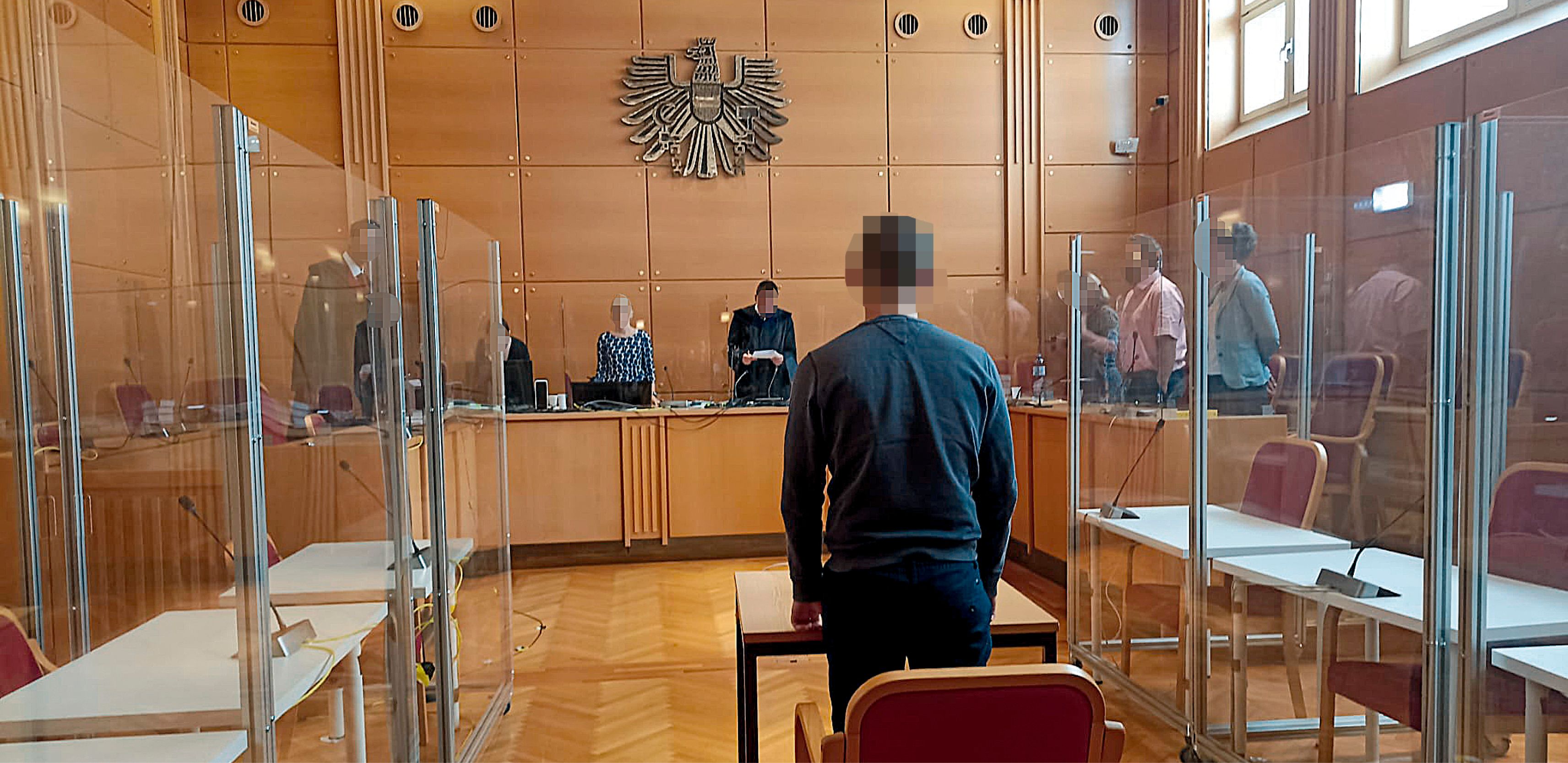 Seine Mutter kam 2009 illegal mit dem damals 8-Jährigen nach Österreich.