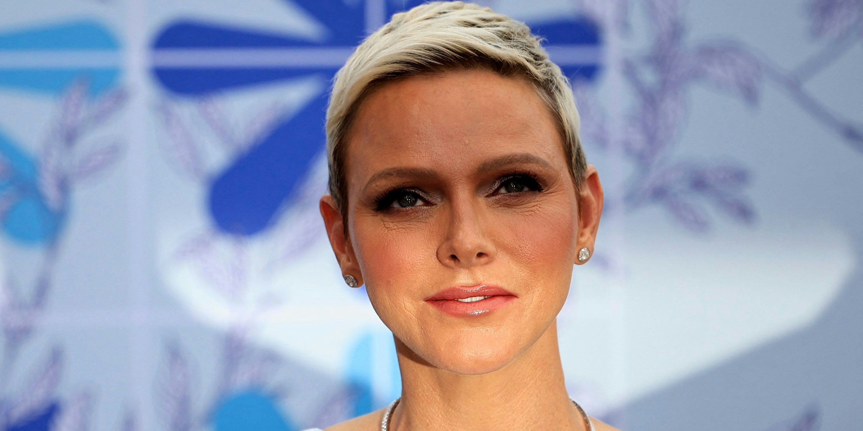 Fürstin Charlène beim Rotkreuzball in Monte Carlo - doch ohne ihre Schwägerin.