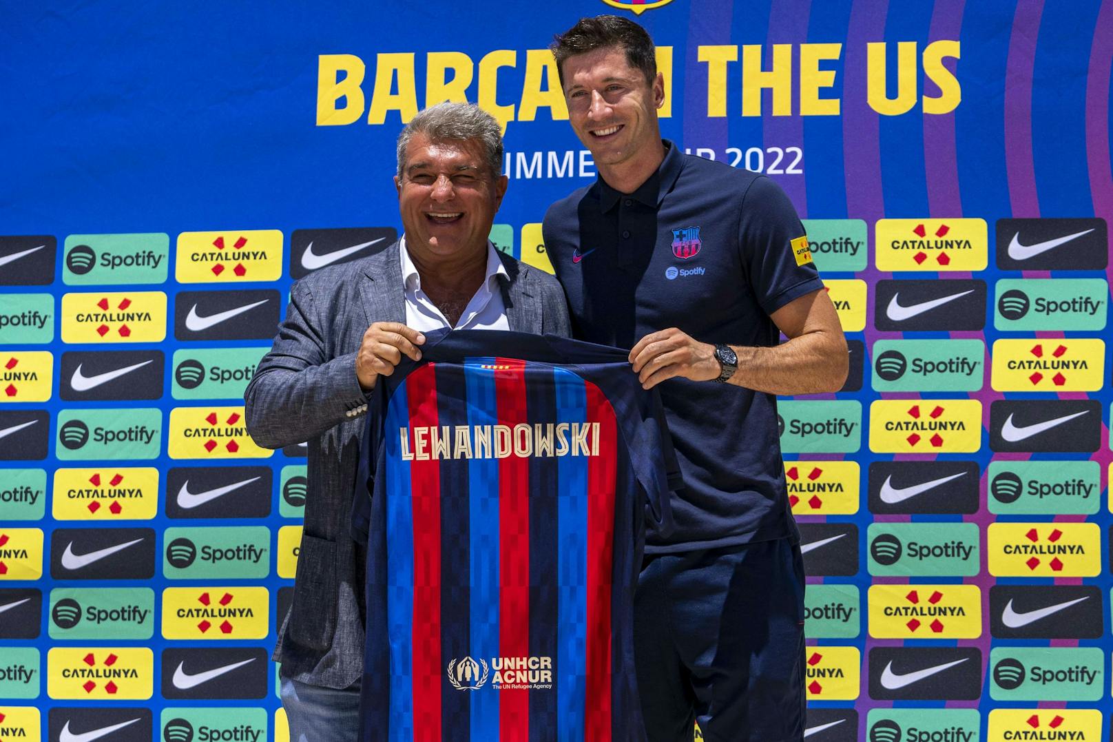 Robert Lewandowski wird als Barcelona-Neuzugang vorgestellt. 