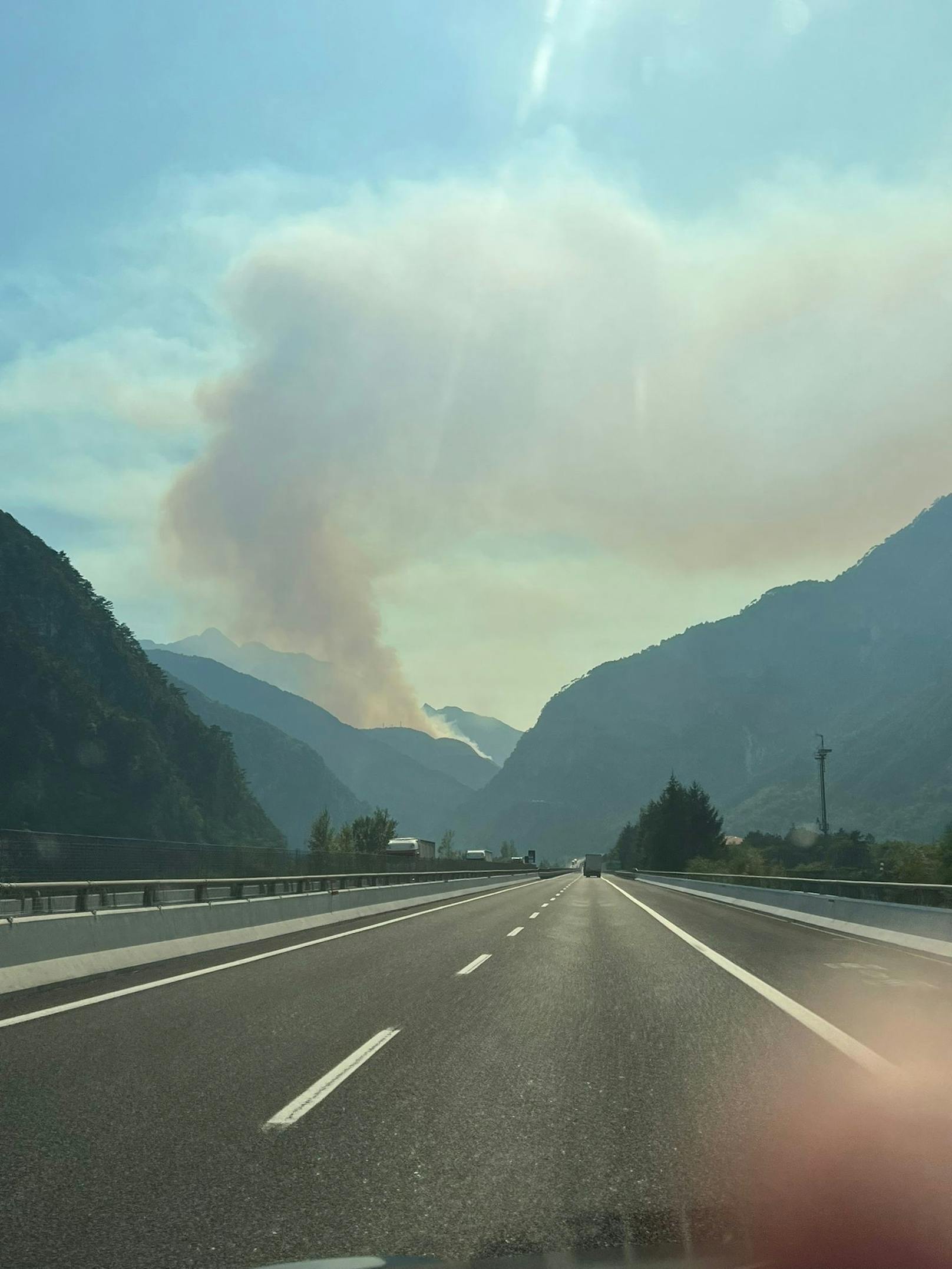 Teilweise mussten sogar schon Autobahnen gesperrt werden.