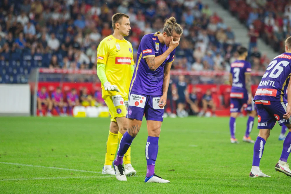 Die Austria startete gegen Salzburg gut, verlor dann mit 0:3. 